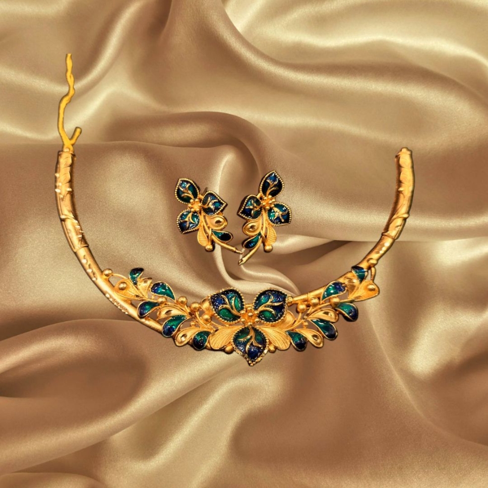 03 Exclusive Parashmani Jewellers Replica with Diamond Frosting Work Meena Kari Hasuli Necklace - Image 1